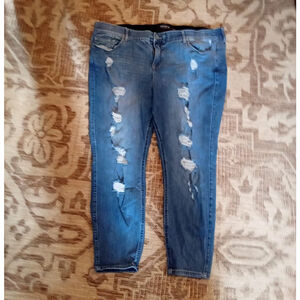 Torrid Bombshell Skinny High Rise Medium Wash Distressed Blue Denim Size 24S